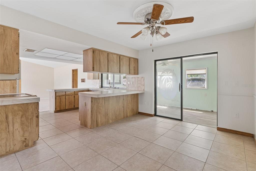 10200 Sunburst Court Spring Hill, FL 34608 - Photo 20 of 39