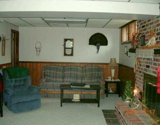 102 Windmill Road Butler, PA 16002 - Photo 5 of 8 Den/Family/Great Room.