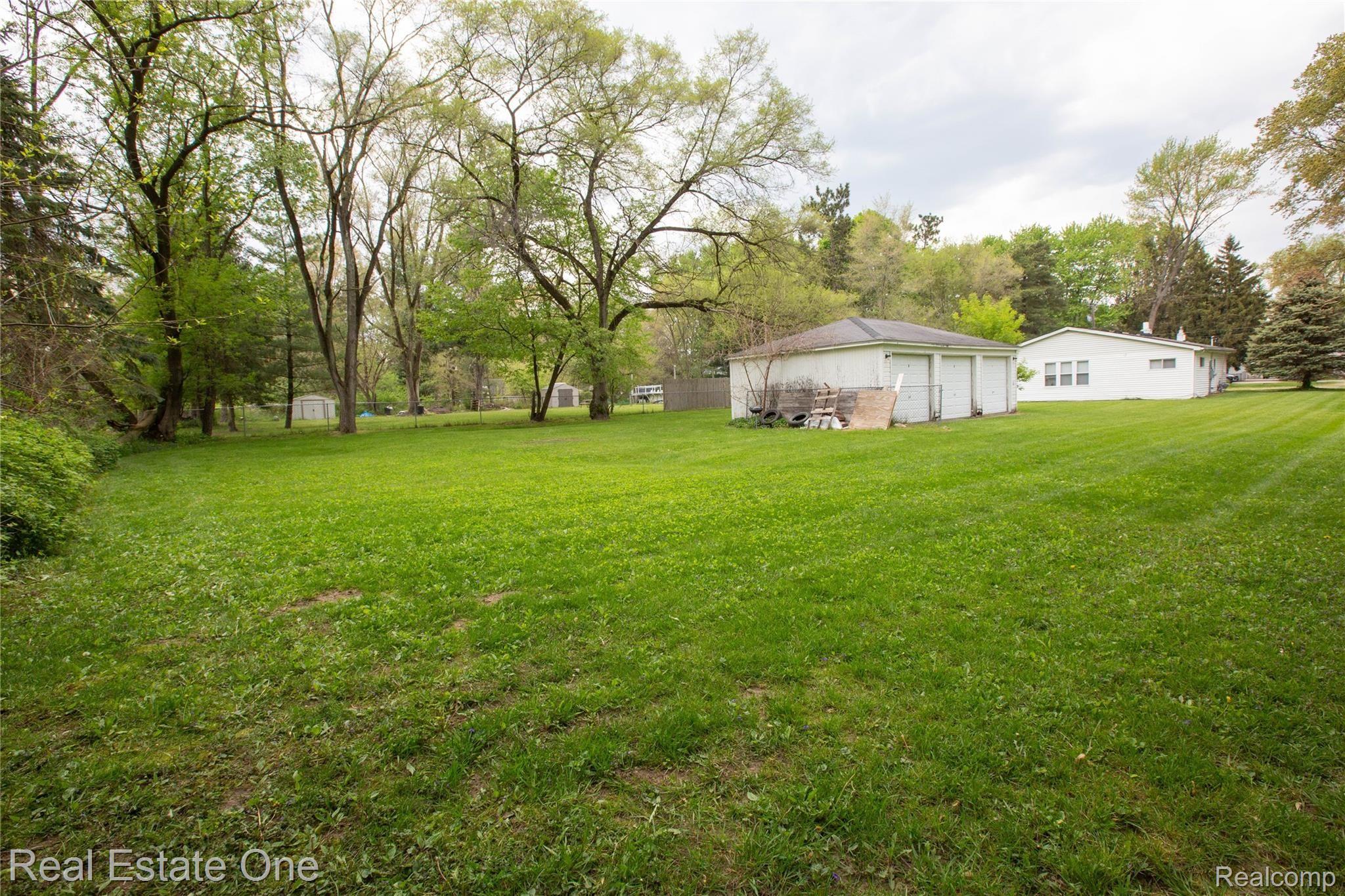 8680 Millis Road Utica, MI 48317 - Photo 5 of 43 0S4A5496.jpg