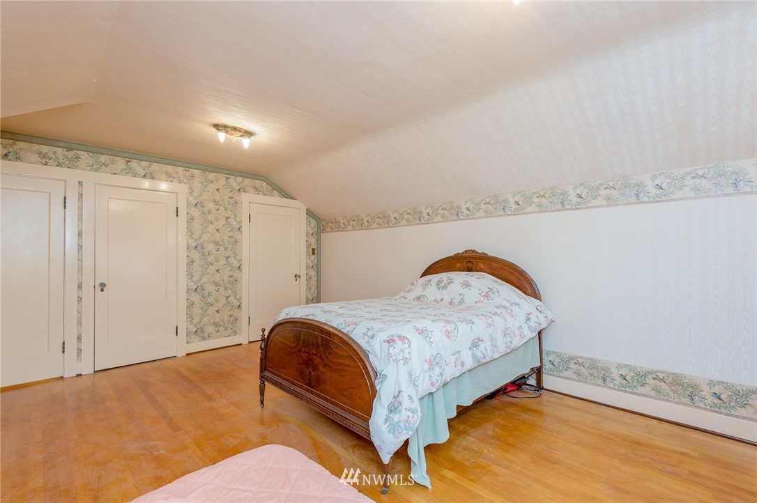 1909 North Oakes Street Tacoma, WA 98406 - Photo 18 of 24