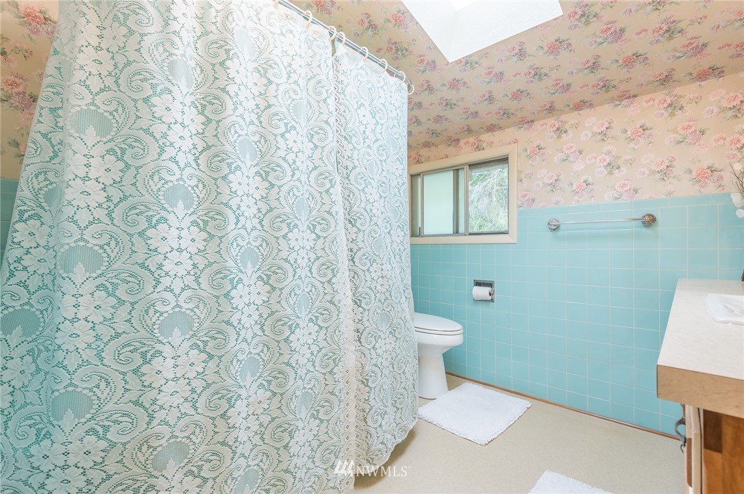 1909 North Oakes Street Tacoma, WA 98406 - Photo 21 of 24