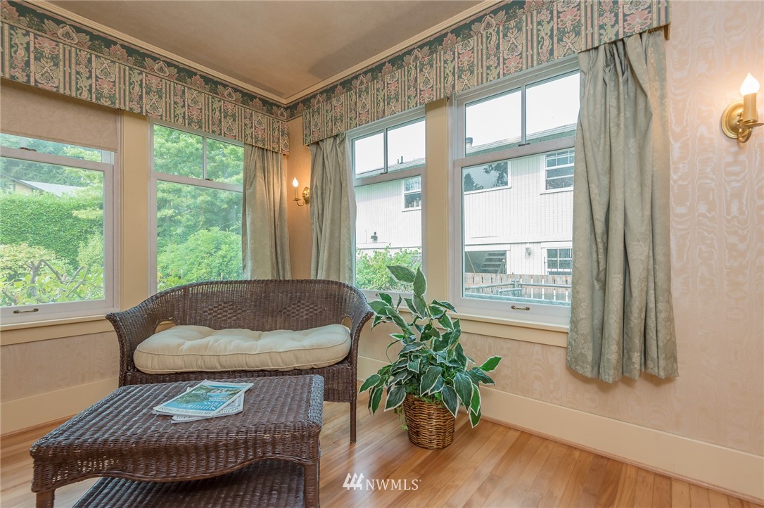 1909 North Oakes Street Tacoma, WA 98406 - Photo 8 of 24