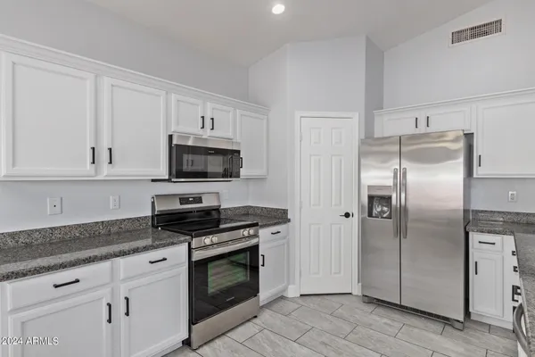 $2,895 | 3238 East Javelina Avenue, Mesa, AZ 85204