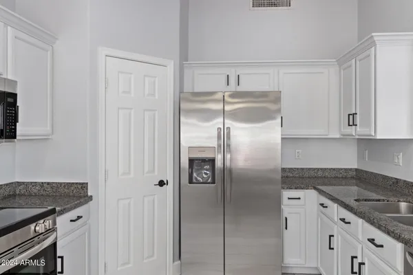 $2,895 | 3238 East Javelina Avenue, Mesa, AZ 85204