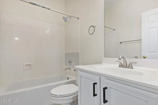 $2,895 | 3238 East Javelina Avenue, Mesa, AZ 85204