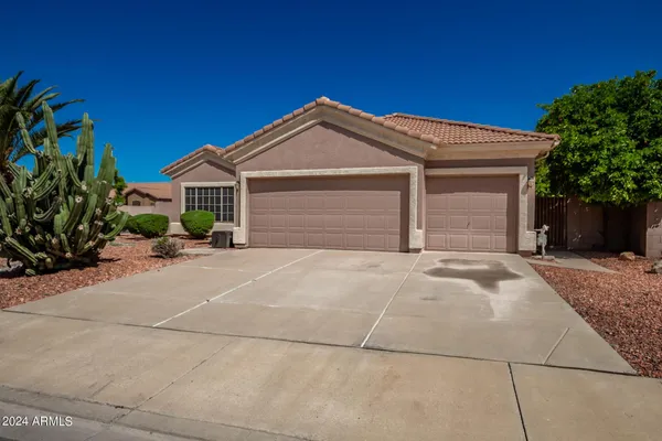 $2,895 | 3238 East Javelina Avenue, Mesa, AZ 85204