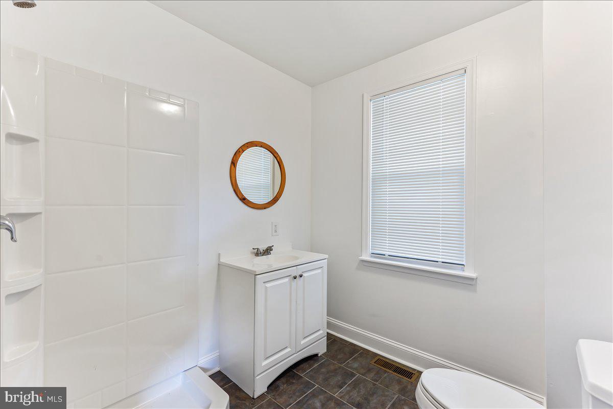 56 North Sproul Road Broomall, PA 19008 - Photo 10 of 16