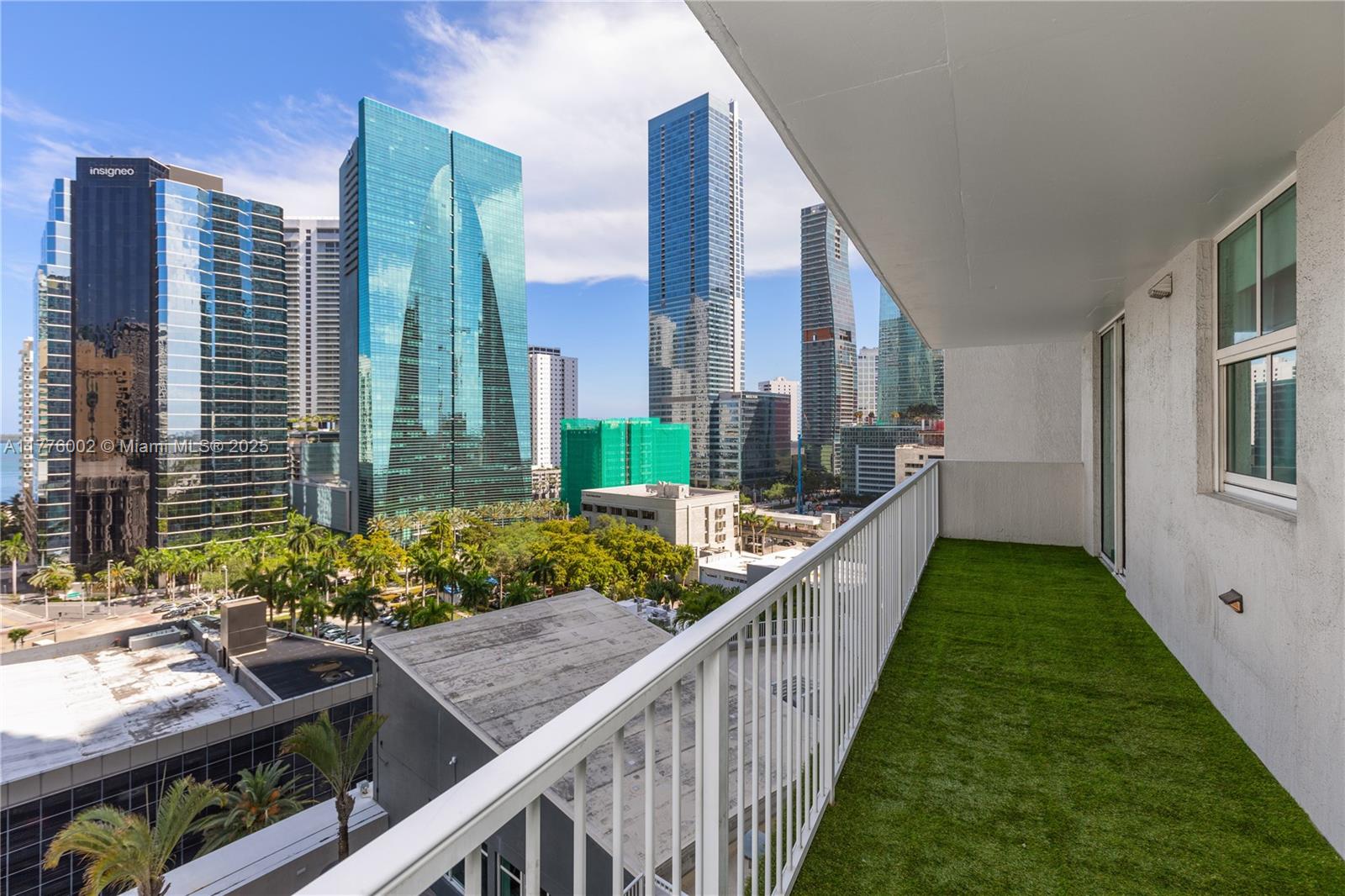 1250 South Miami Avenue, Unit 1206 Miami, FL 33130 - Photo 6 of 19 a view of balcony and yard