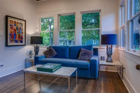 $735,000 | 732 Haines Avenue, Dallas, TX 75208