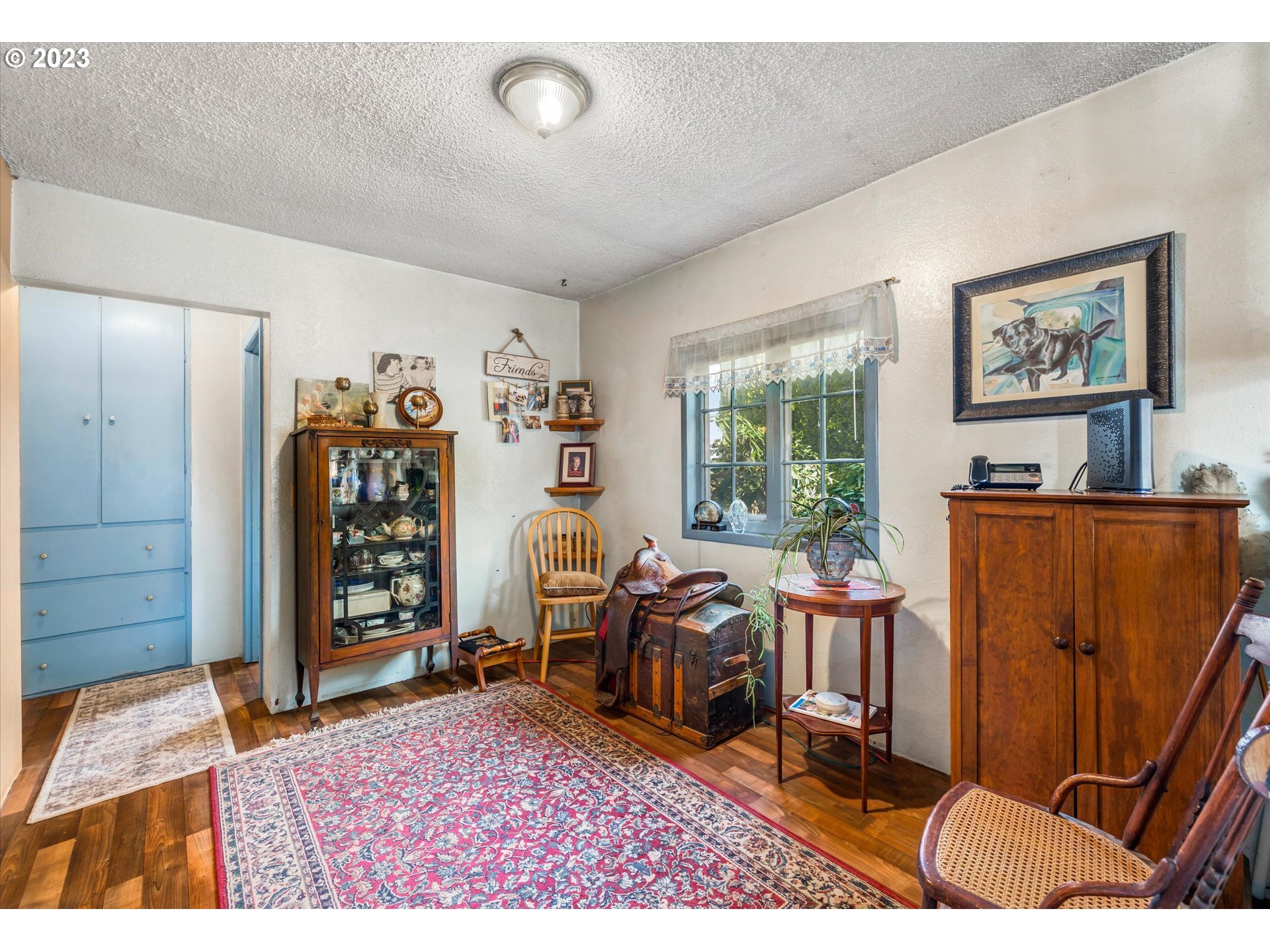 39400 Southeast Trubel Road Sandy, OR 97055 - Photo 11 of 34 a living room with furniture and a window
