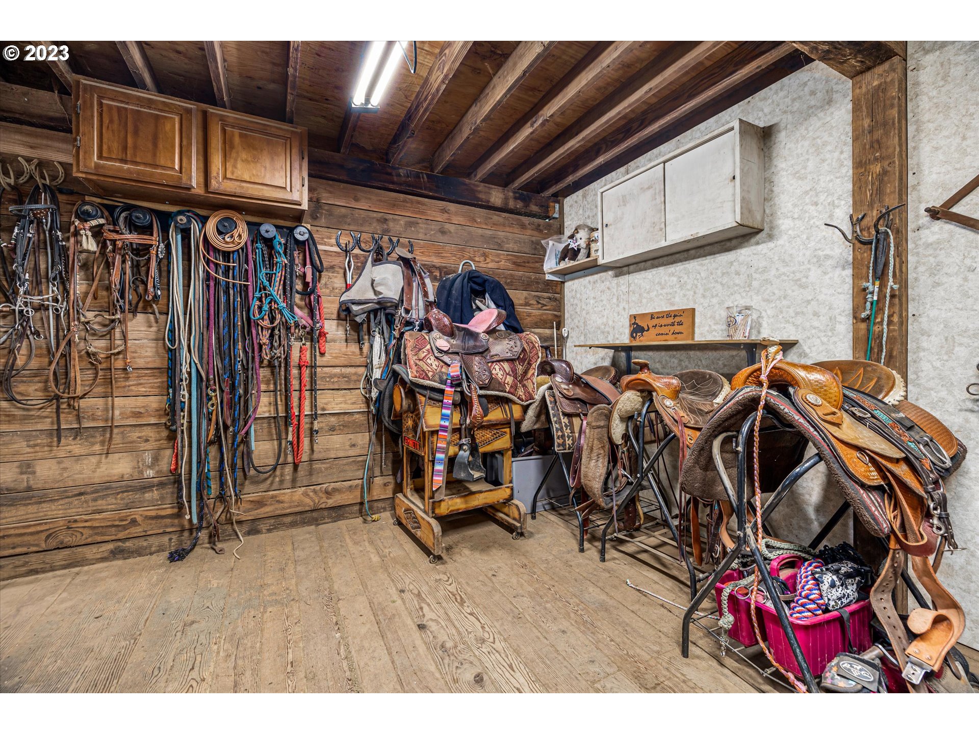 39400 Southeast Trubel Road Sandy, OR 97055 - Photo 26 of 34 a view of a room with gym equipment