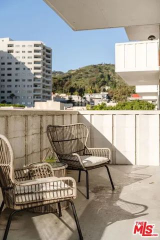 $599,000 | 7135 Hollywood Boulevard, Unit 603, Los Angeles, CA 90046