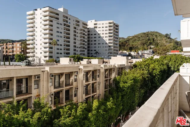 $599,000 | 7135 Hollywood Boulevard, Unit 603, Los Angeles, CA 90046