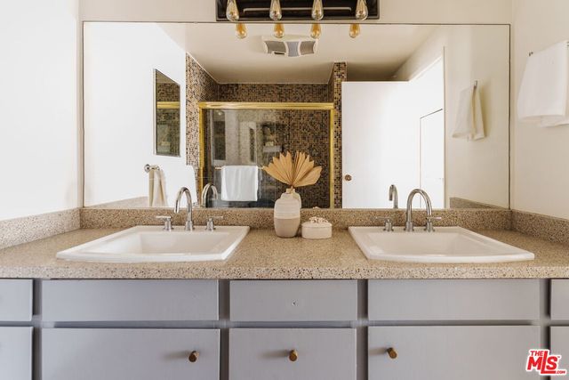 $599,000 | 7135 Hollywood Boulevard, Unit 603, Los Angeles, CA 90046