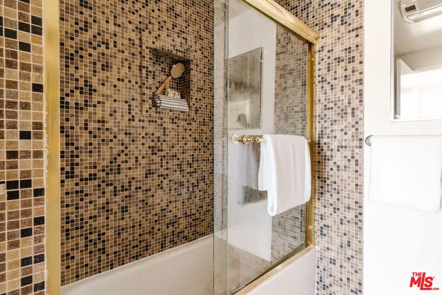 $599,000 | 7135 Hollywood Boulevard, Unit 603, Los Angeles, CA 90046