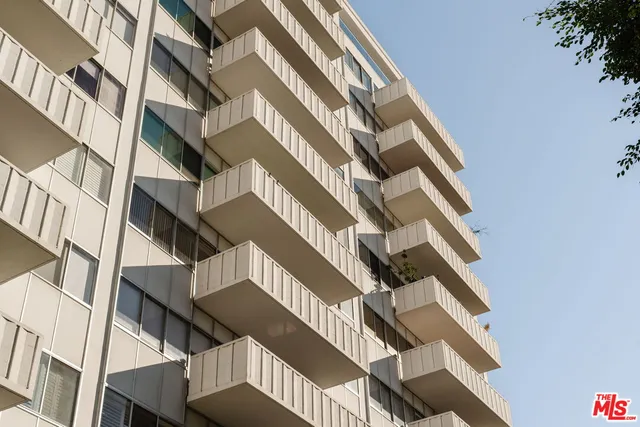 $599,000 | 7135 Hollywood Boulevard, Unit 603, Los Angeles, CA 90046