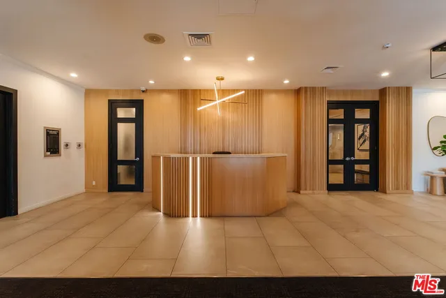 $599,000 | 7135 Hollywood Boulevard, Unit 603, Los Angeles, CA 90046