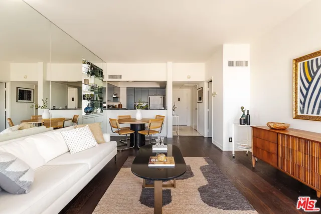 $599,000 | 7135 Hollywood Boulevard, Unit 603, Los Angeles, CA 90046