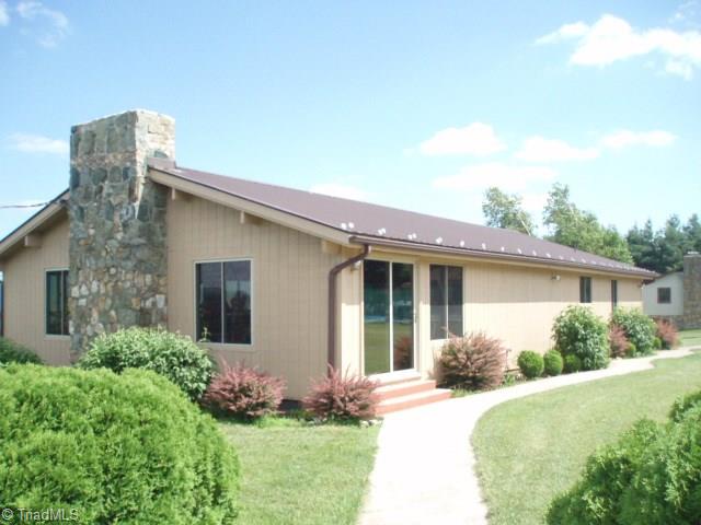 101 Chateau Road Fancy Gap, VA 24328 - Photo 11 of 14 Gallery Image 11
