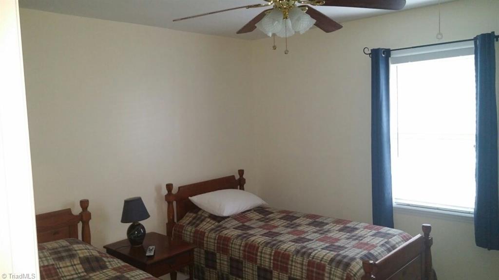 101 Chateau Road Fancy Gap, VA 24328 - Photo 6 of 14 Gallery Image 6