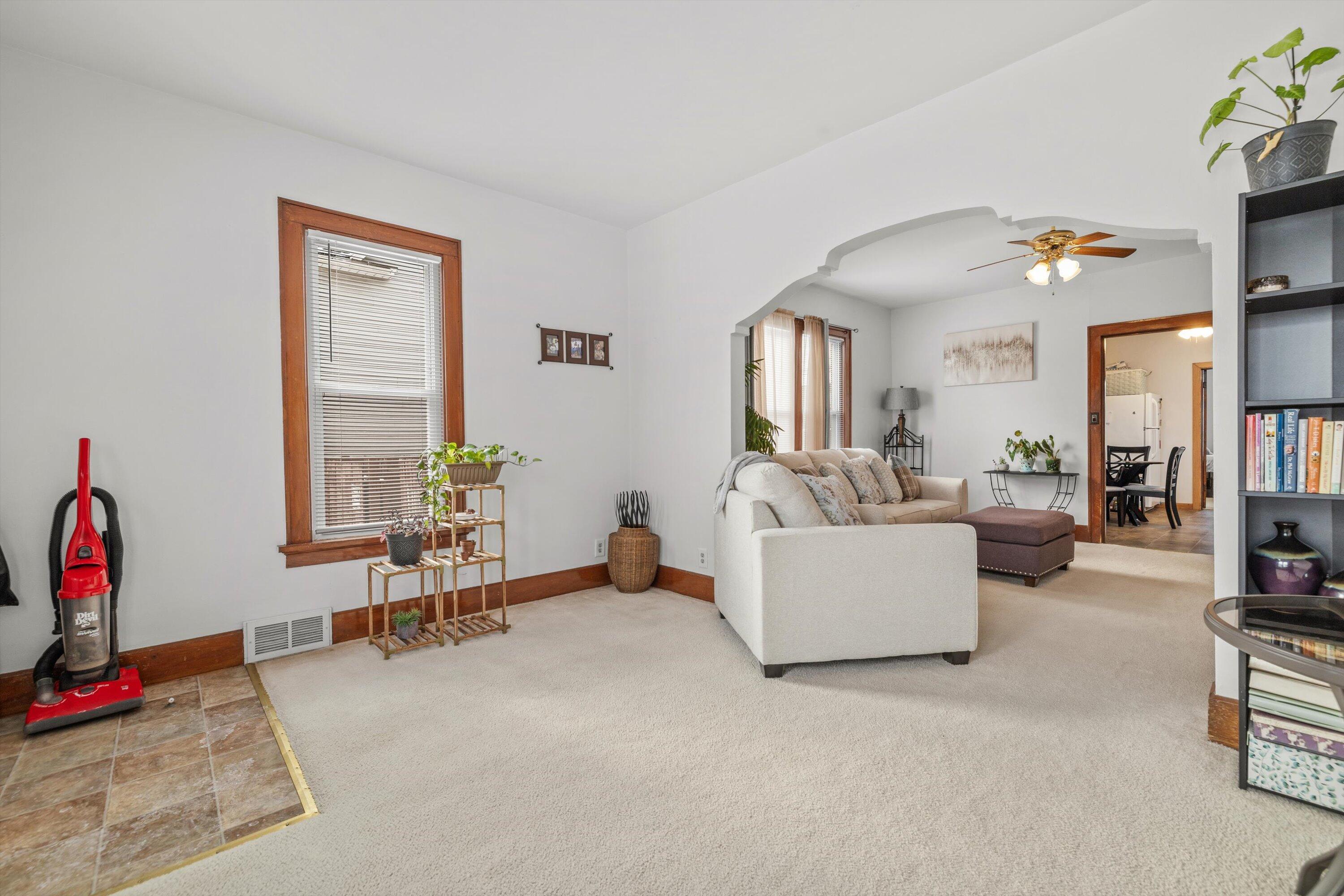 1234 Blake Avenue Racine, WI 53404 - Photo 11 of 35 Lower Unit Living Room