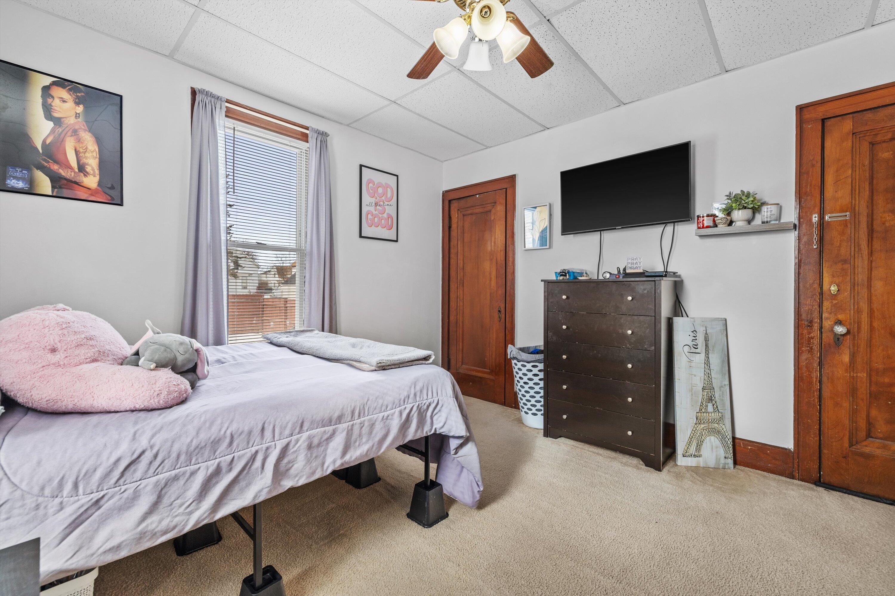 1234 Blake Avenue Racine, WI 53404 - Photo 22 of 35 Lower Unit Bedroom #1