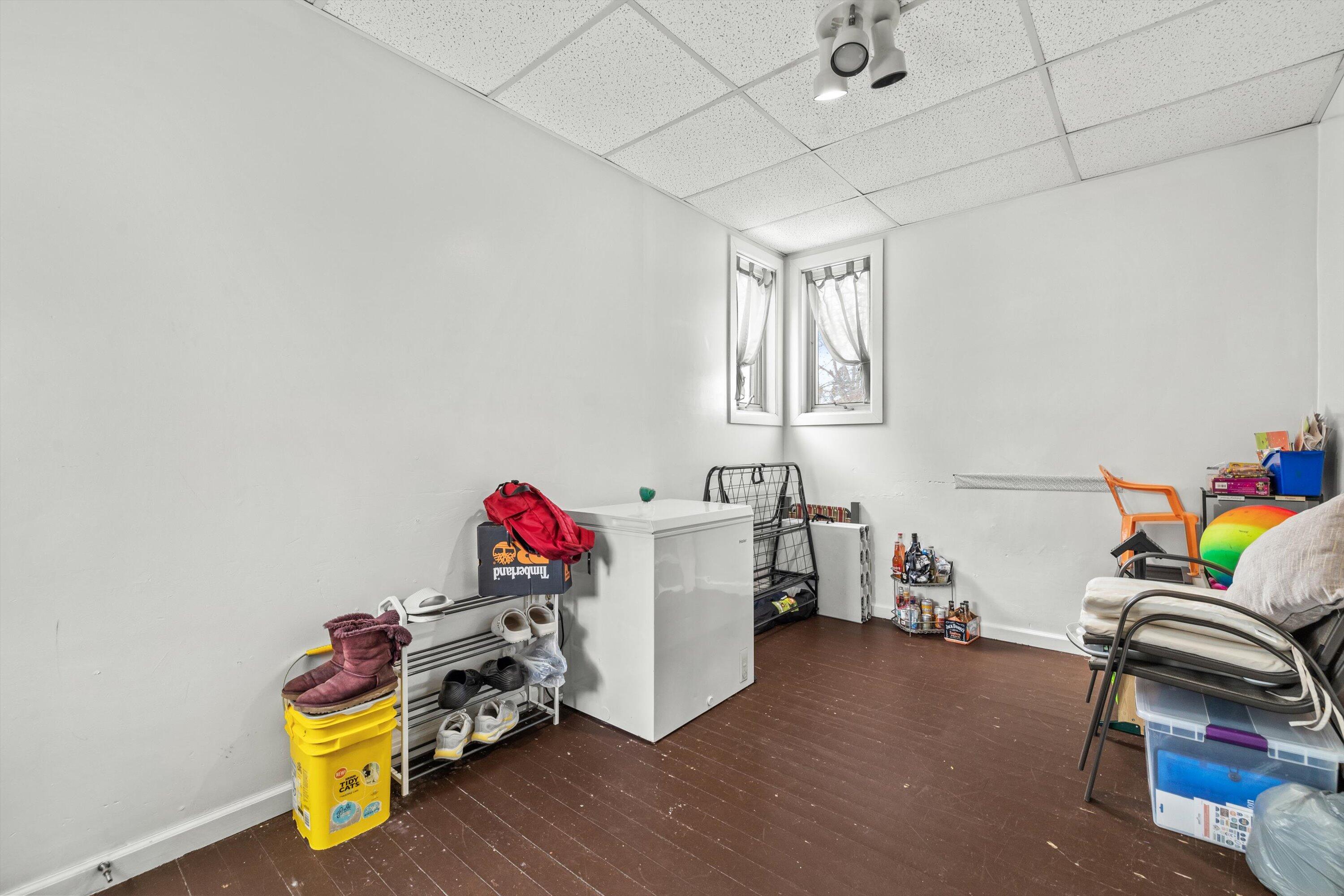 1234 Blake Avenue Racine, WI 53404 - Photo 24 of 35 Lower Unit Mudroom