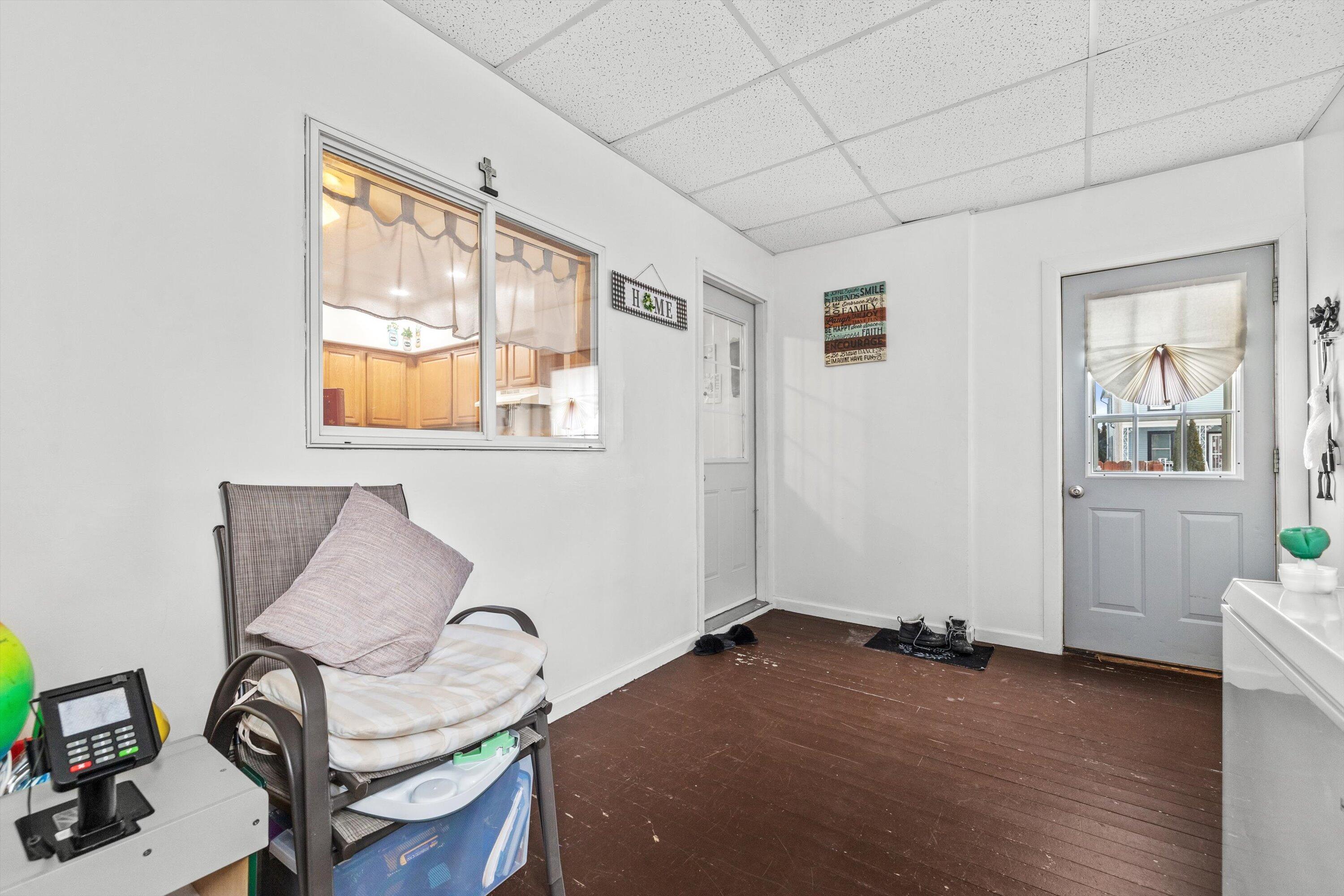 1234 Blake Avenue Racine, WI 53404 - Photo 25 of 35 Lower Unit Mudroom