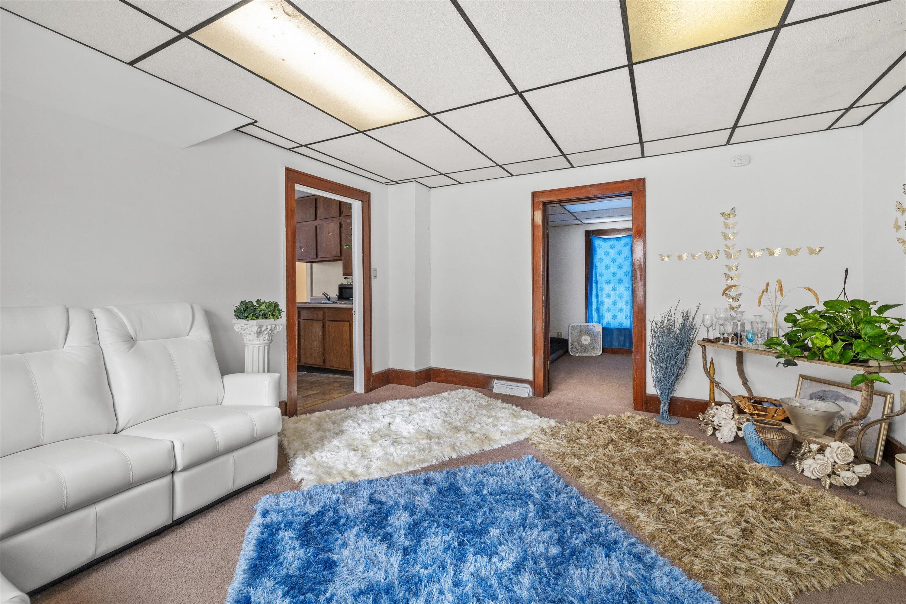 1234 Blake Avenue Racine, WI 53404 - Photo 30 of 35 Upper Unit Living Room