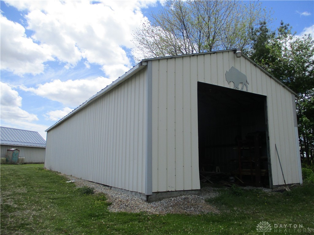 6897 Shields Road Lewisburg, OH 45338 - Photo 30 of 38 Gallery Image 30