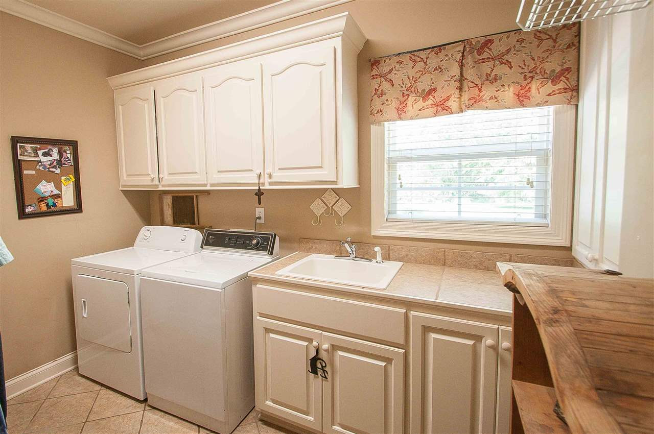1038 East Broadwater Road Byram, MS 39212 - Photo 40 of 48 Photo 40