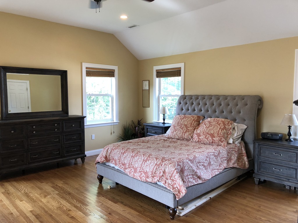 64 Berkshire Road Needham, MA 02492 - Photo 10 of 20