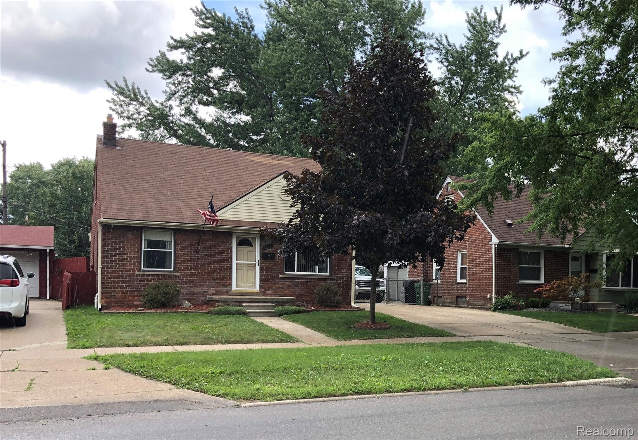 8025 Pelham Road Allen Park, MI 48101 - Photo 1 of 34 IMG_8792.JPG