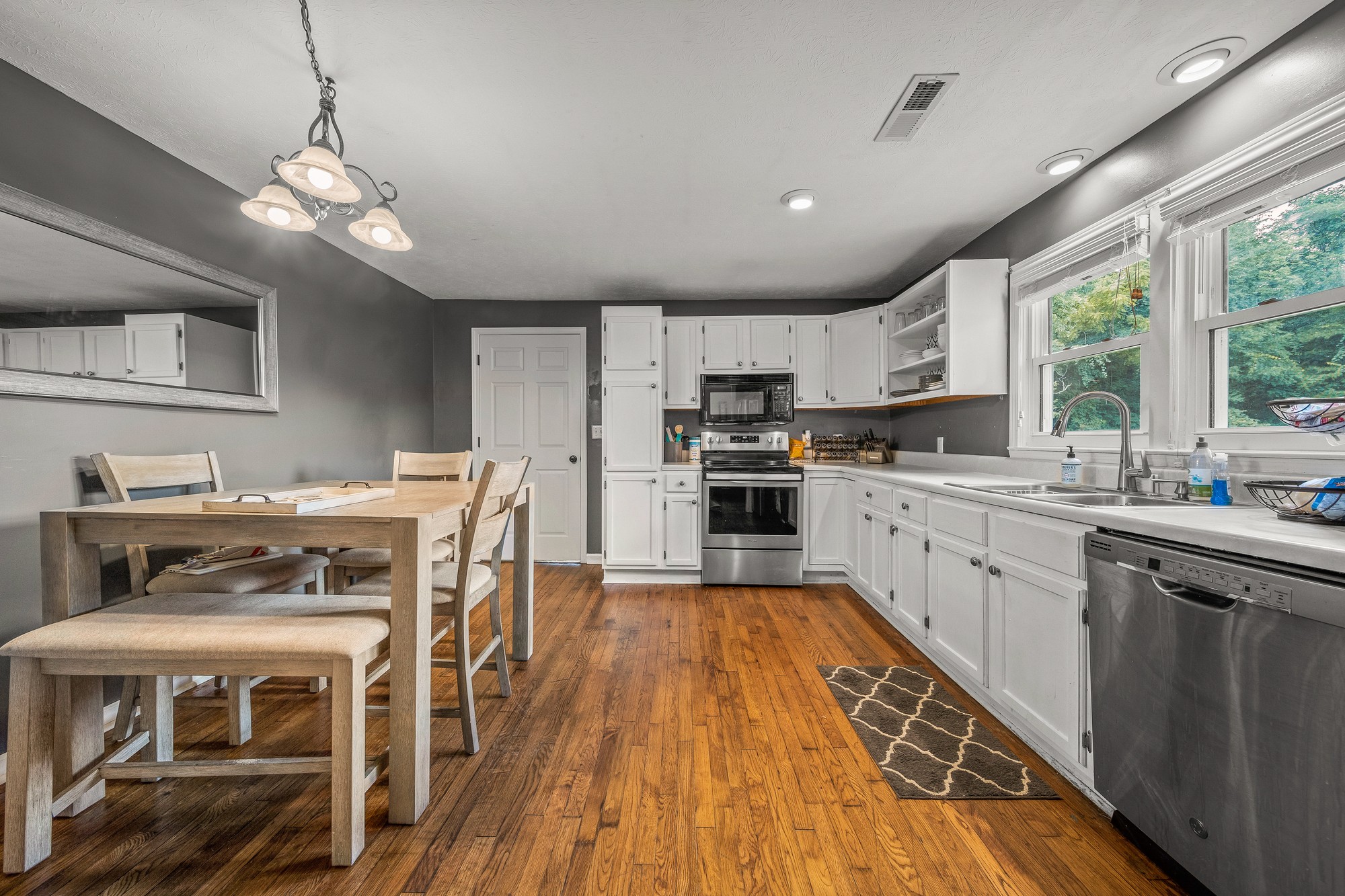 4712 Jim Smith Road Cookeville, TN 38506 - Photo 5 of 24 Gallery Image 5