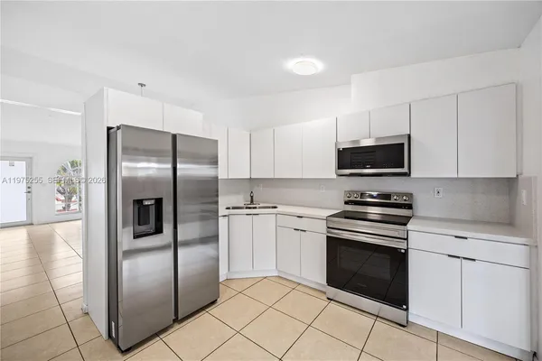 $2,975 | 7570 Northwest 173rd Lane, Hialeah, FL 33015