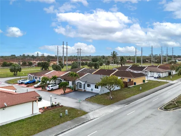 $2,975 | 7570 Northwest 173rd Lane, Hialeah, FL 33015