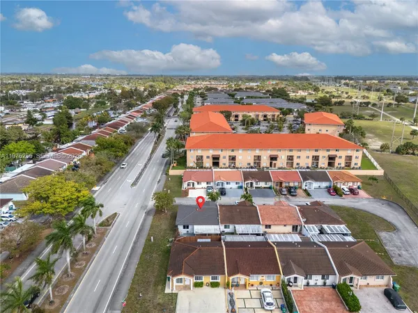 $2,975 | 7570 Northwest 173rd Lane, Hialeah, FL 33015