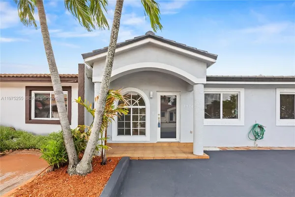 $2,975 | 7570 Northwest 173rd Lane, Hialeah, FL 33015