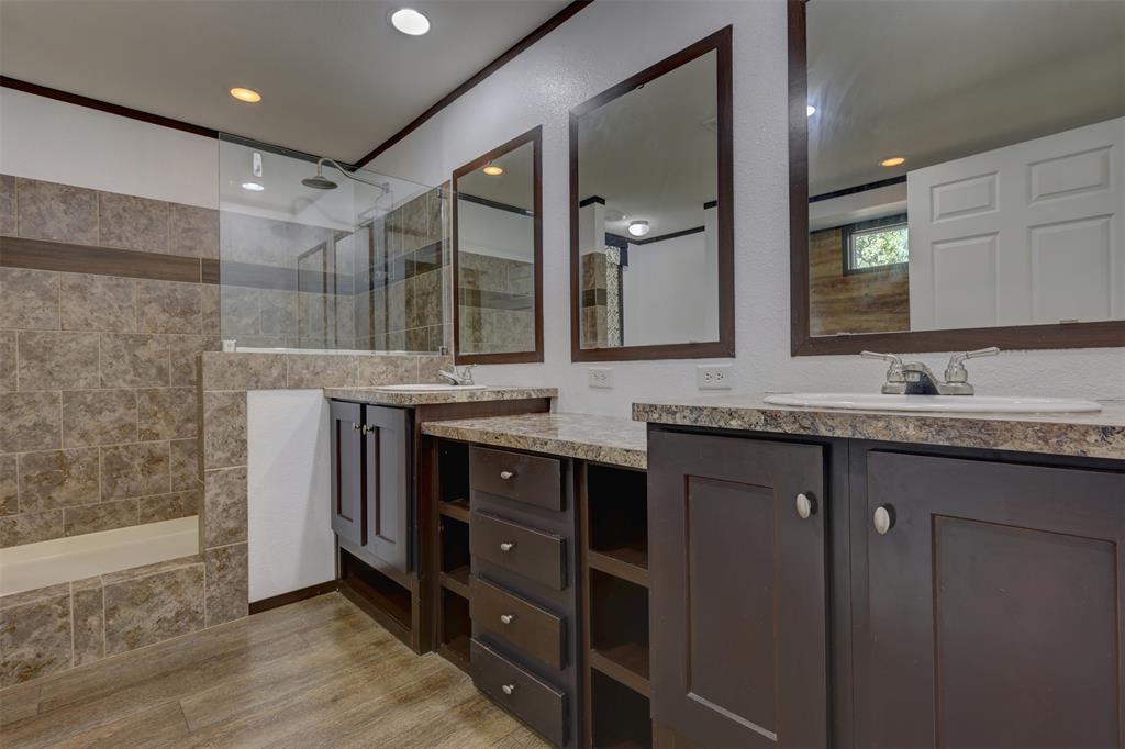 119 Post Oak Road Whitney, TX 76692 - Photo 30 of 40