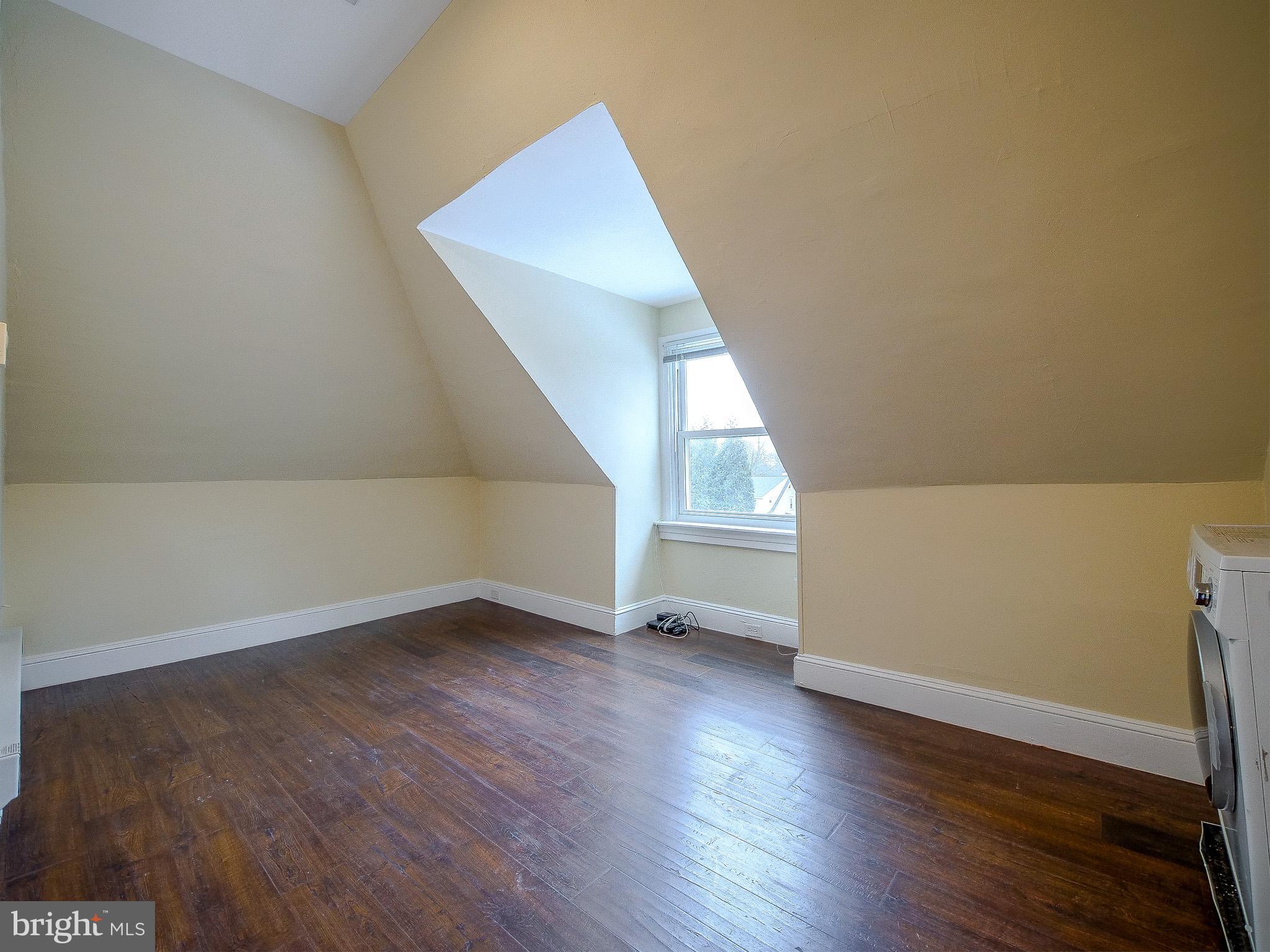 133 Grandview Road Ardmore, PA 19003 - Photo 38 of 64 3rd Floor LR