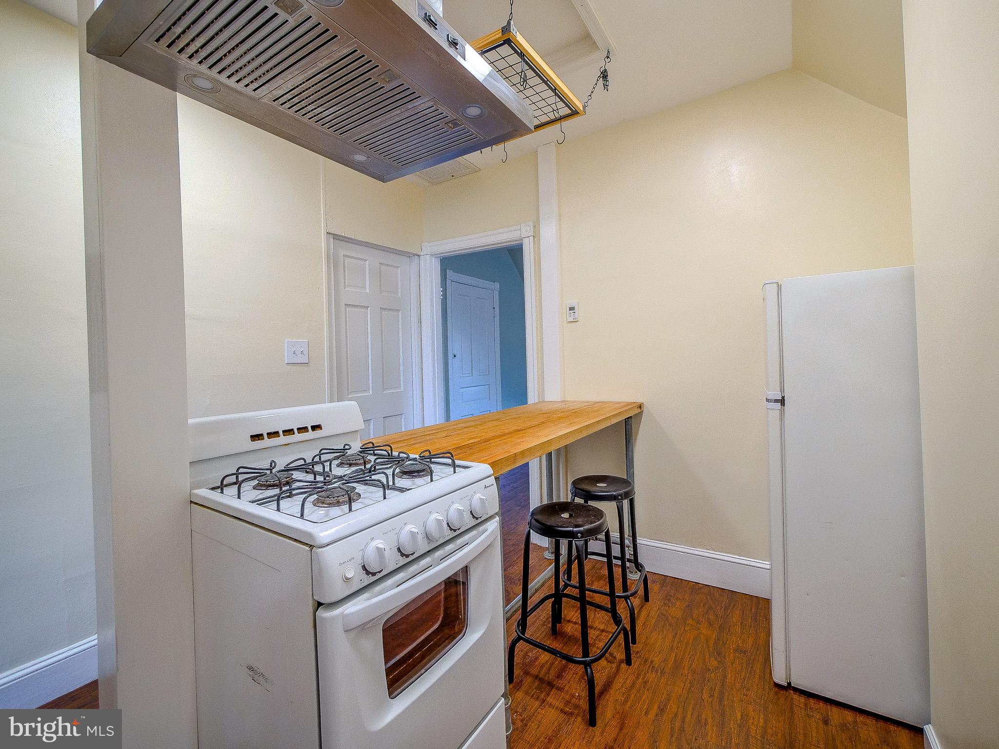 133 Grandview Road Ardmore, PA 19003 - Photo 47 of 64 3rd Floor Kitchen