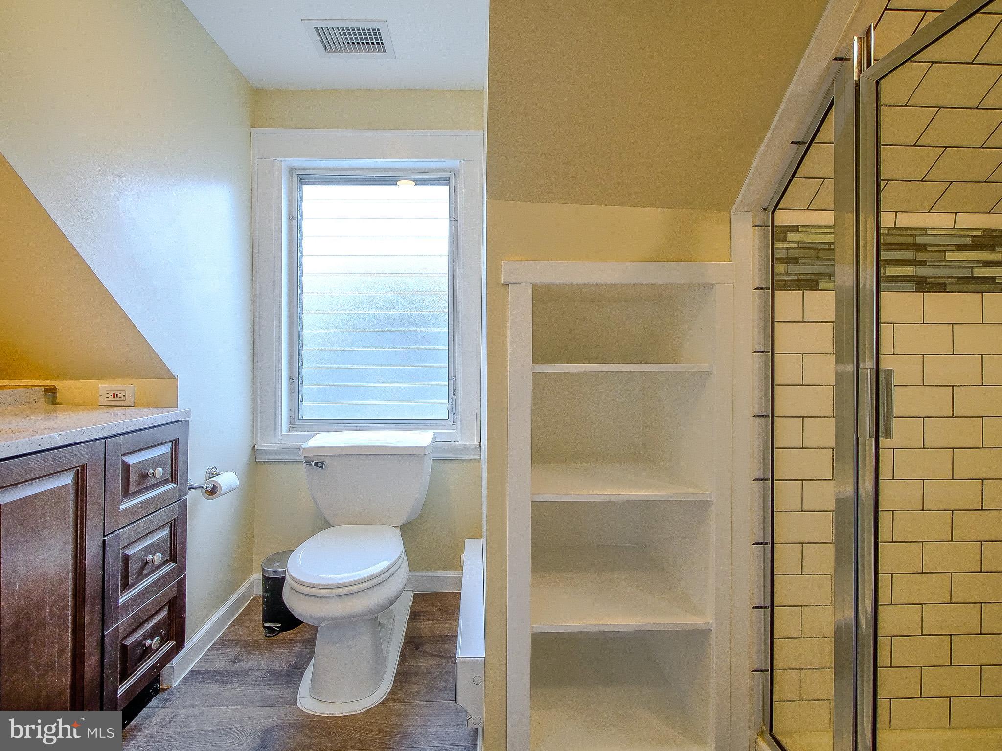 133 Grandview Road Ardmore, PA 19003 - Photo 52 of 64 3rd Floor Bathroom