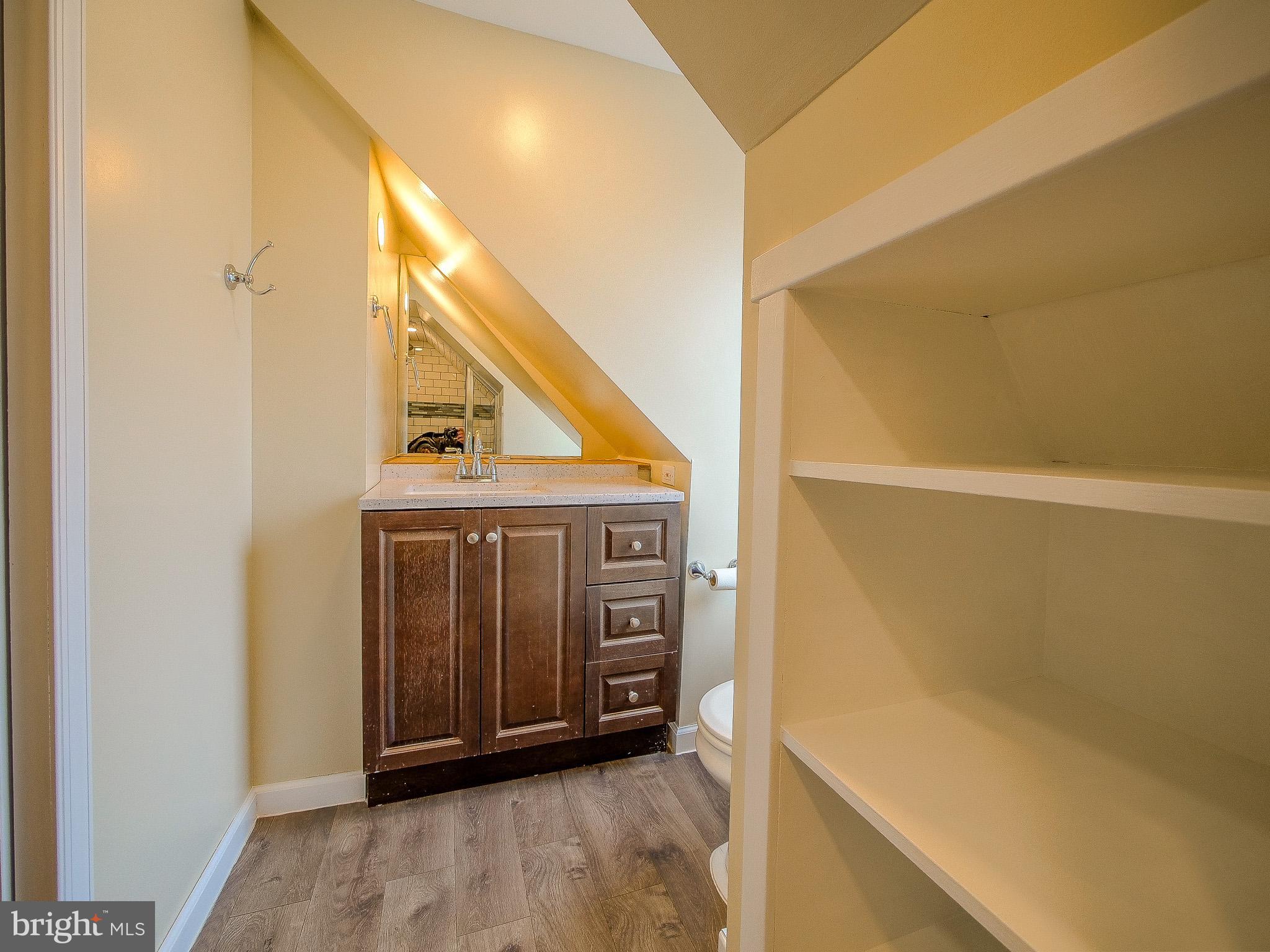 133 Grandview Road Ardmore, PA 19003 - Photo 53 of 64 3rd Floor Bathroom