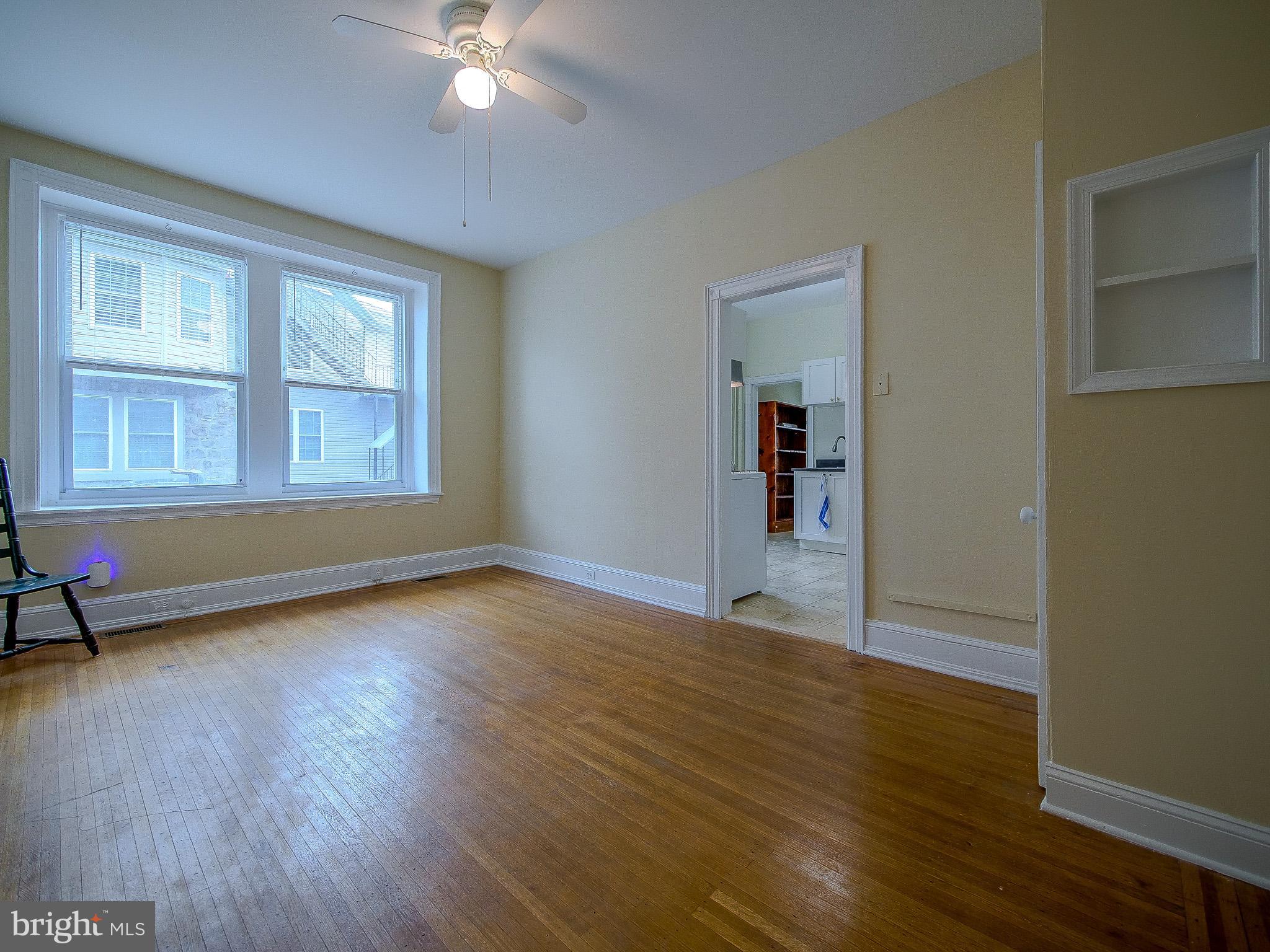 133 Grandview Road Ardmore, PA 19003 - Photo 9 of 64 1st Fl LR