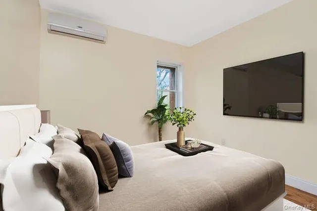 $1,475,000 | 965 East 226th Street | Wakefield