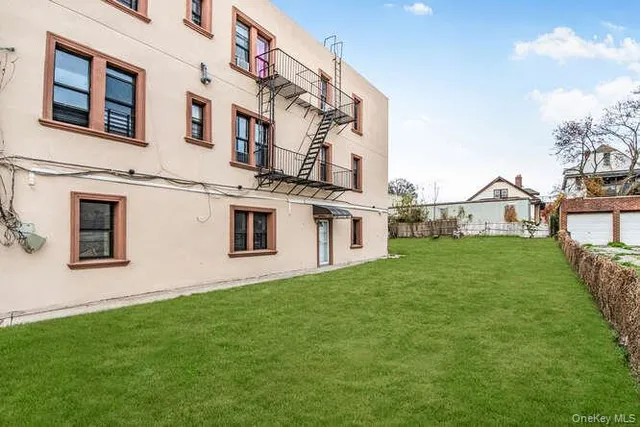 $1,475,000 | 965 East 226th Street | Wakefield