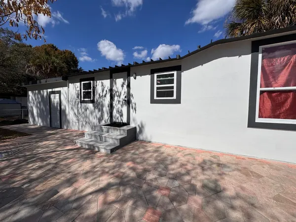 $245,000 | 357 Hunting Club Avenue, Clewiston, FL 33440