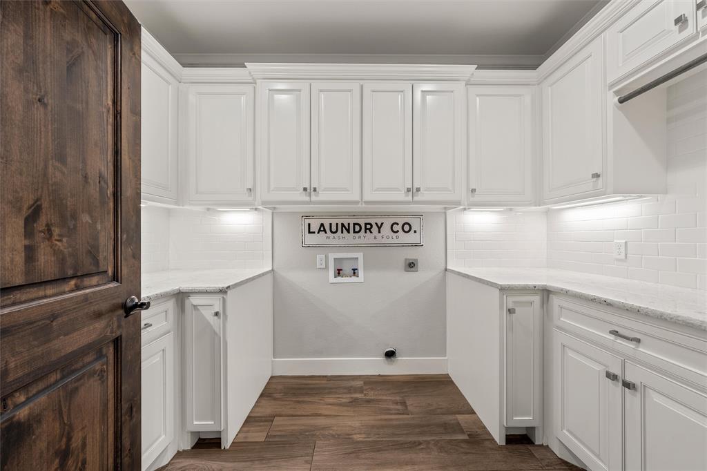 918 Coxs Oak Valley Road Waco, TX 76705 - Photo 14 of 40