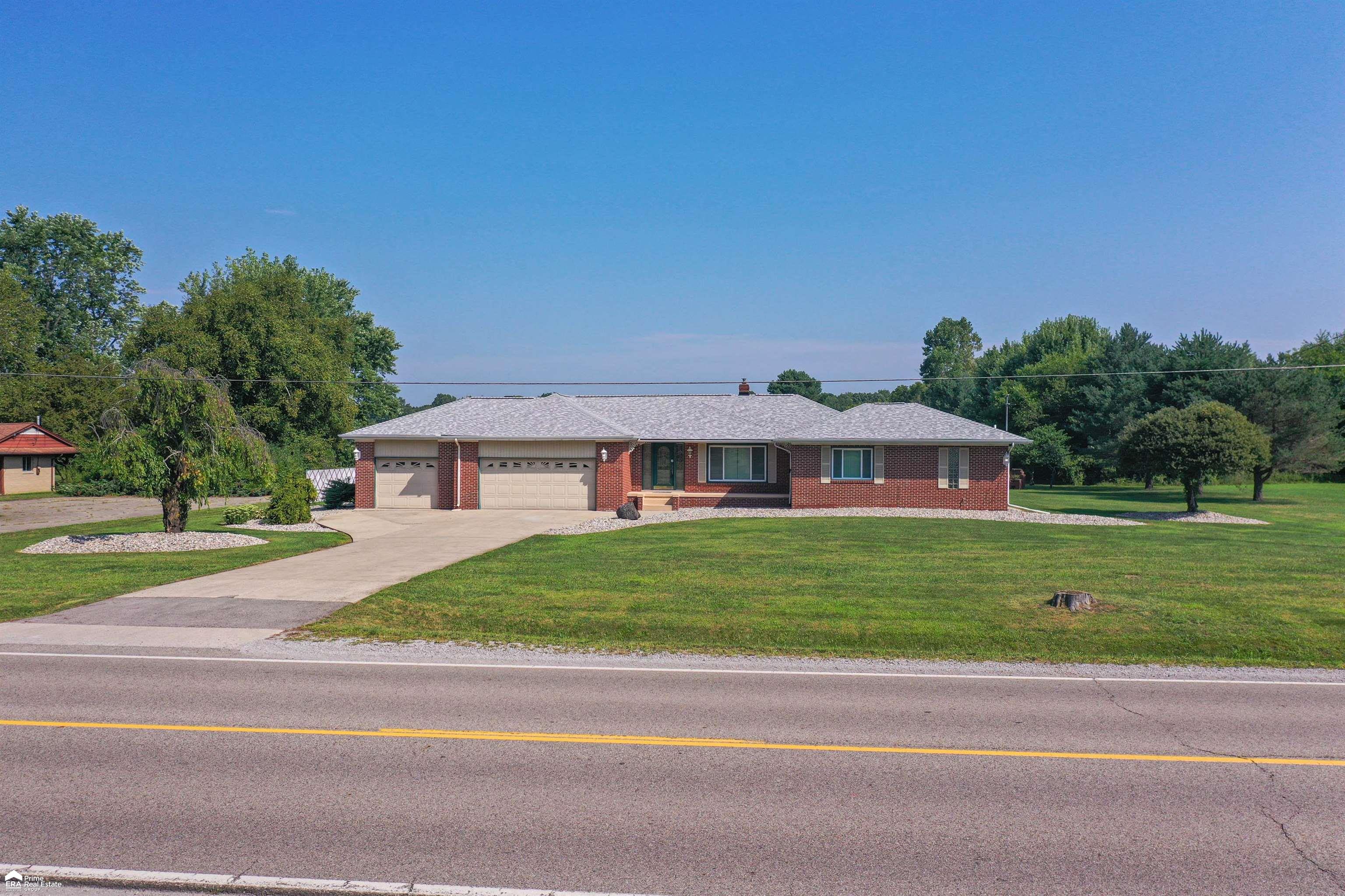 5205 East Mt Morris Road Mount Morris, MI 48458 - Photo 35 of 44 50185494-68e4ee91-f042-4f35-b9f1-f8ae1a5ea373.JPG