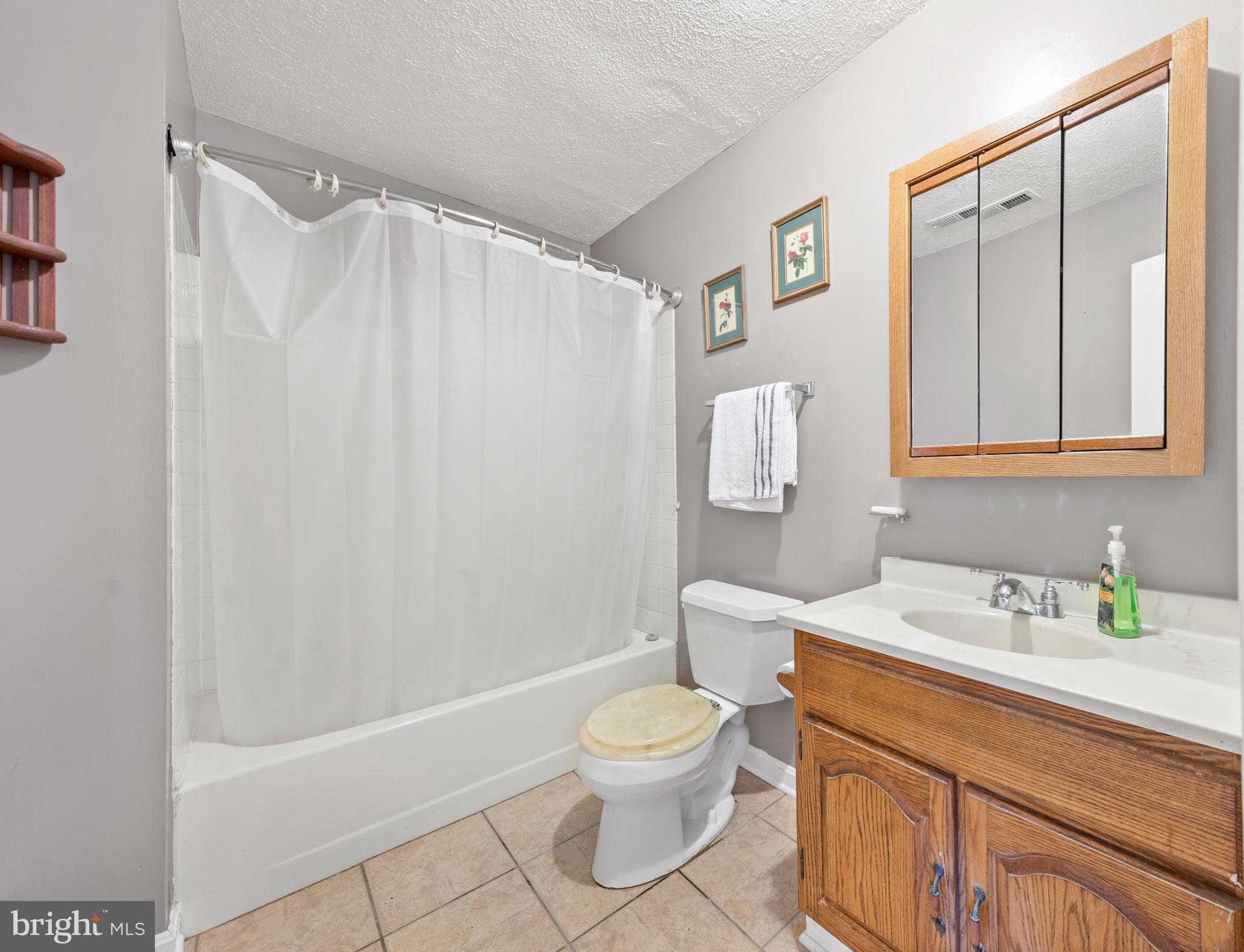 1208 Pine Lane Accokeek, MD 20607 - Photo 13 of 35 3rd full bathroom